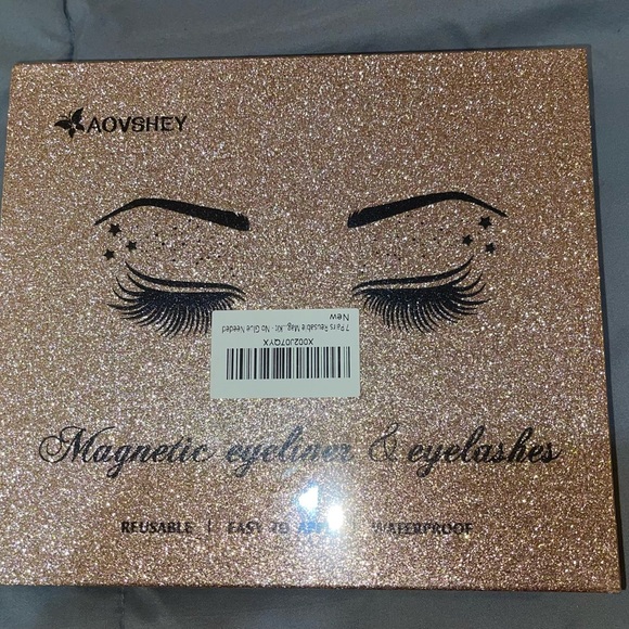 Magnetic False Eyelashes Set - Picture 8 of 8